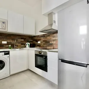  Apartment Premium By Hi5 - Central 3 Bedroom